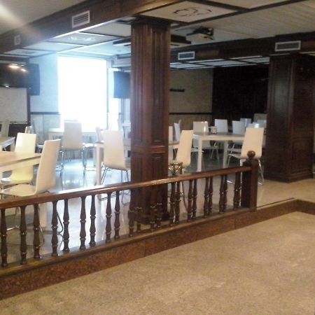 Hostal El Arco อัลมาซัน ภายนอก รูปภาพ