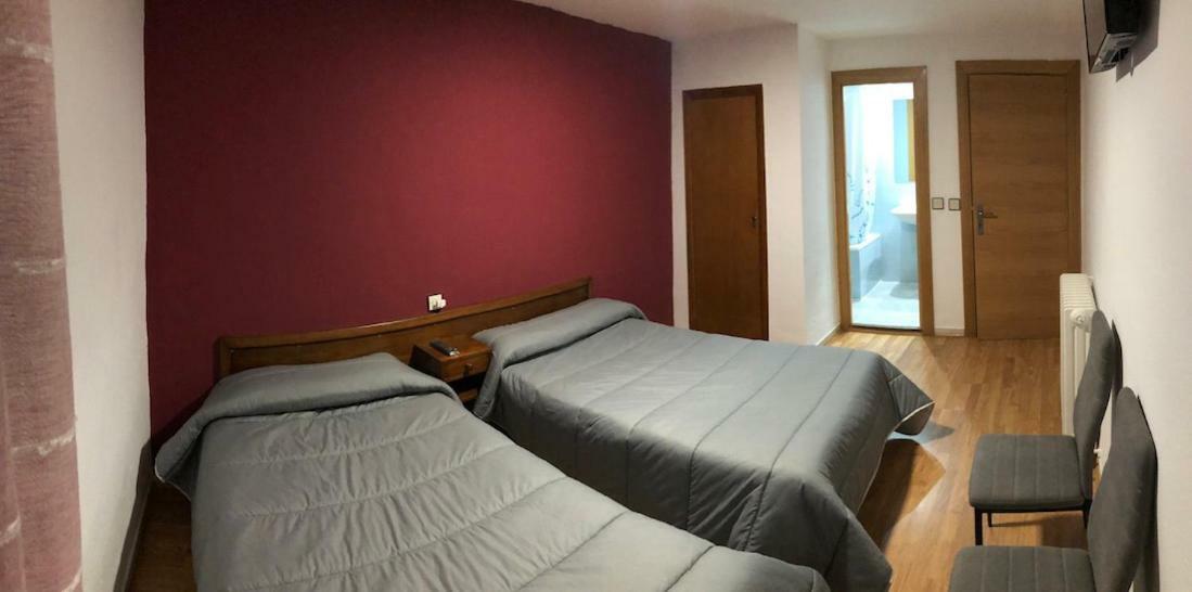 Hostal El Arco อัลมาซัน ภายนอก รูปภาพ