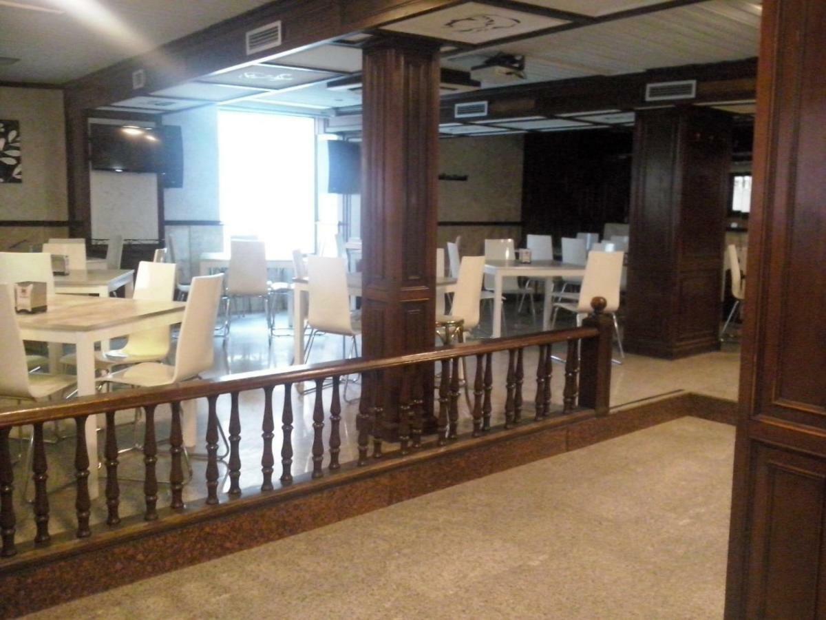 Hostal El Arco อัลมาซัน ภายนอก รูปภาพ