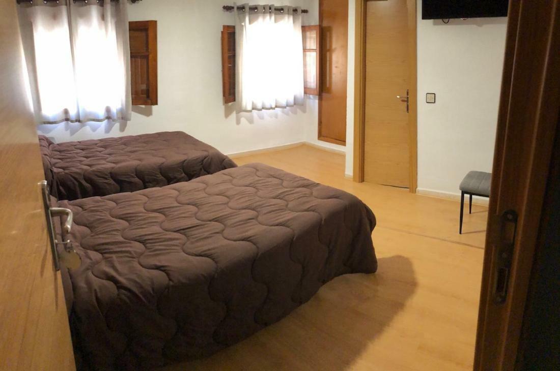 Hostal El Arco อัลมาซัน ภายนอก รูปภาพ
